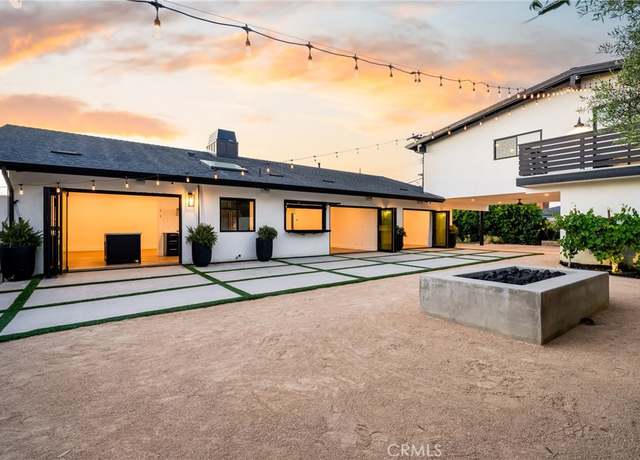 Property at 3000 Country Club Dr, Costa Mesa, CA 92626, 4 beds, 3.5 baths