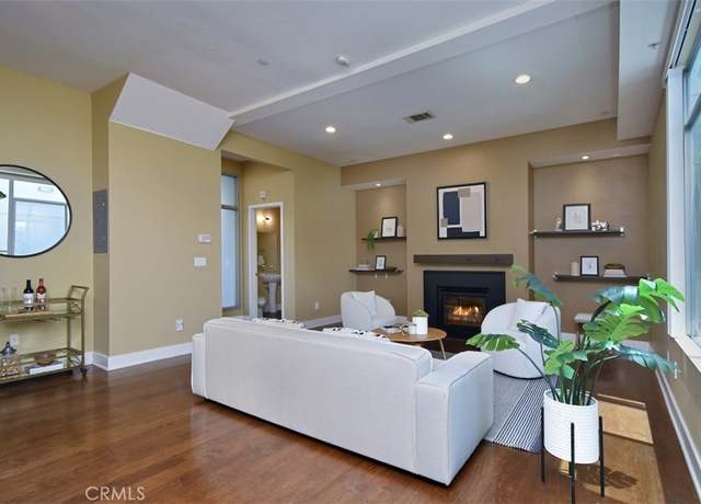 Property at 11815 Laurelwood Dr #1, Studio City, CA 91604, 3 beds, 3 baths