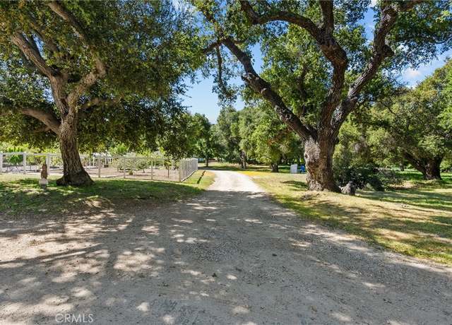 Property at 31040 Hasley Canyon Rd, Castaic, CA 91384, 3 beds, 2.5 baths