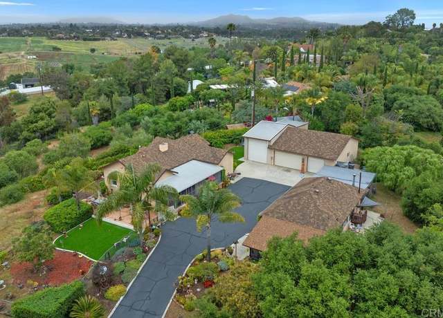 Property at 1704 Winterwarm Dr, Fallbrook, CA 92028, 3 beds, 3 baths