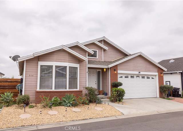 Property at 13691 Gavina Ave #444, Sylmar, CA 91342, 3 beds, 2 baths