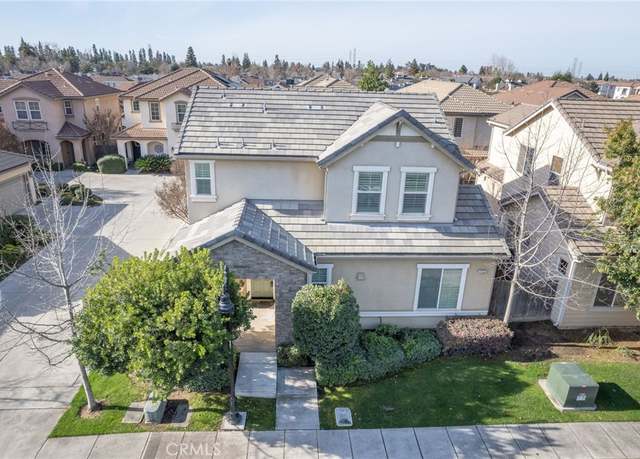 Property at 4353 W Pinsapo Dr, Fresno, CA 93722, 3 beds, 2.5 baths