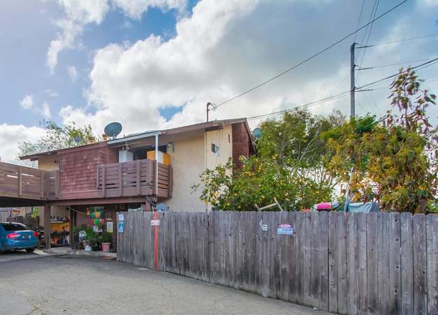 Property at 622-24 Elbrook Dr, Fallbrook, CA 92028, 4 beds, 4 baths