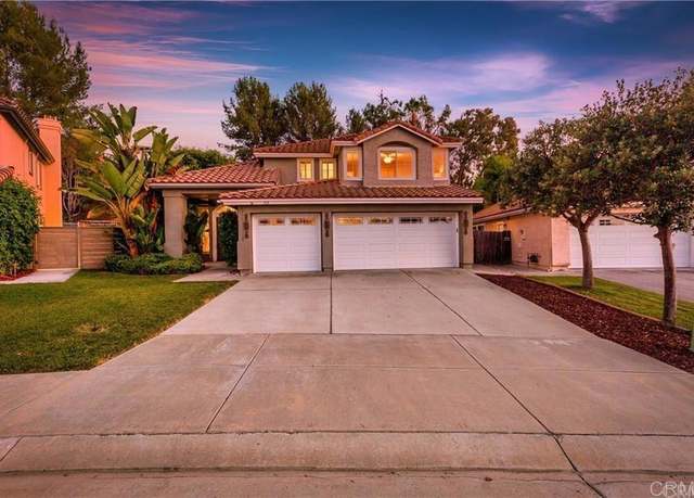 Property at 712 Palette Ct, Oceanside, CA 92057, 4 beds, 3 baths