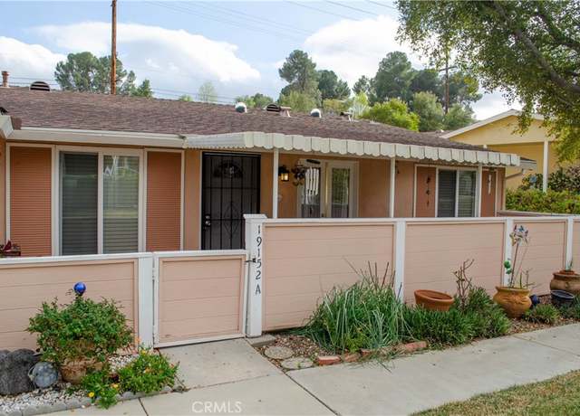 Property at 19152 Avenue Of The Oaks Unit A, Newhall, CA 91321, 2 beds, 2 baths