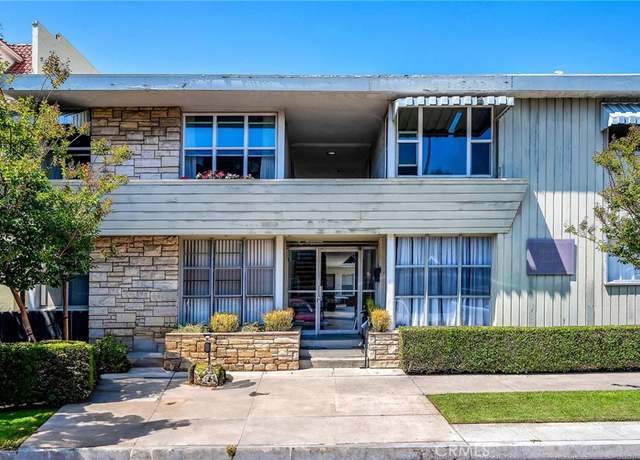 Property at 1047 E 1st St #12, Long Beach, CA 90802, 2 beds, 2 baths