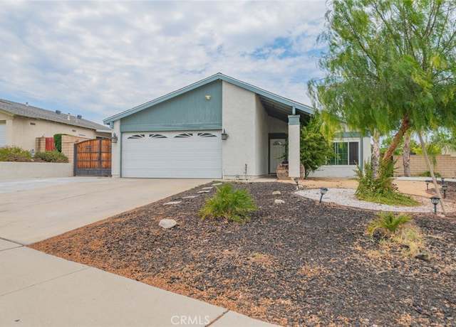 Property at 1424 Norfolk St, Corona, CA 92878, 4 beds, 2 baths