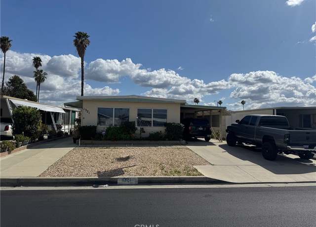 Property at 1321 W Johnston Ave, Hemet, CA 92543, 2 beds, 2 baths
