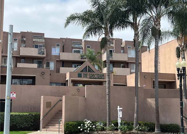 Property at 450 E 4th St #207, Santa Ana, CA 92701, 2 beds, 2 baths