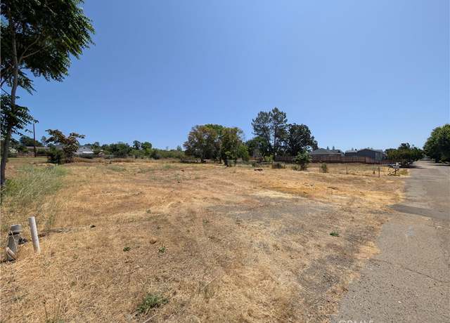 Property at 561 Rustic Ln, Paradise, CA 95969