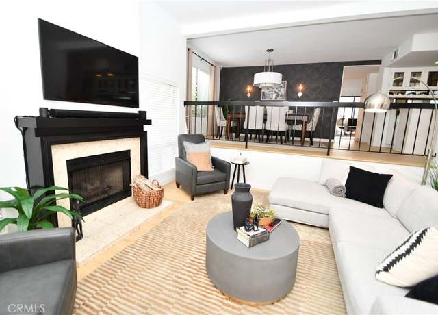Property at 18731 Hatteras St #31, Tarzana, CA 91356, 3 beds, 2.5 baths