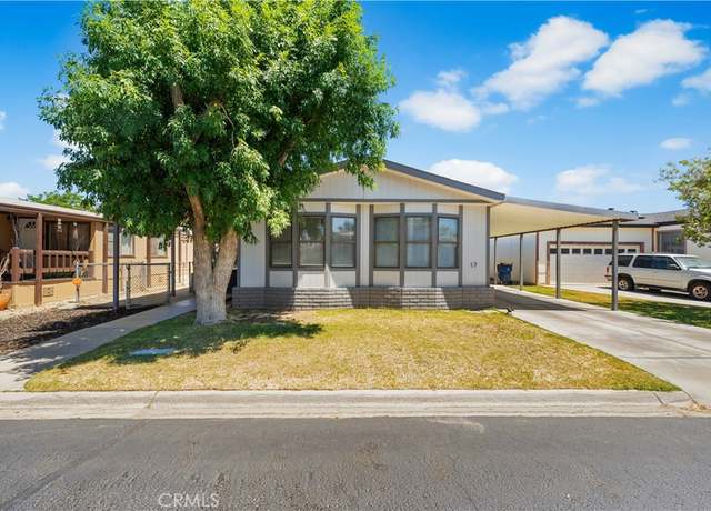 Property at 2121 E Avenue I #17, Lancaster, CA 93535, 3 beds, 2 baths