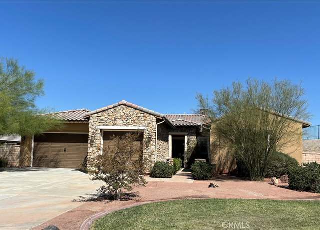 Property at 19556 Chuparosa Rd, Apple Valley, CA 92307, 4 beds, 3.5 baths