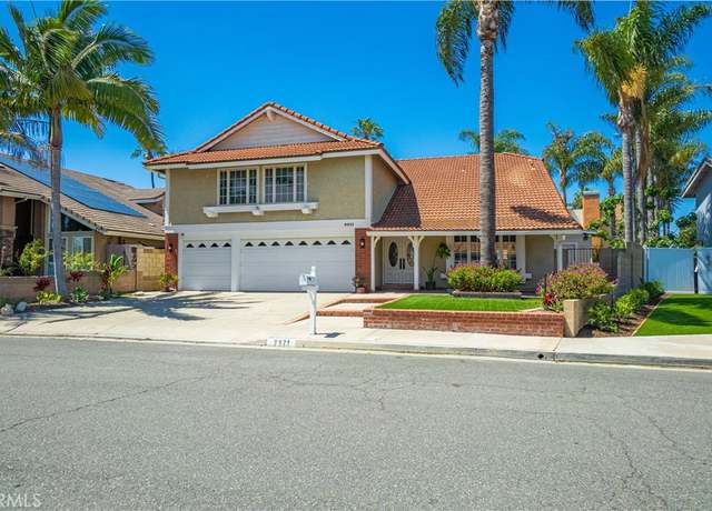 Property at 9921 Oceancrest Dr, Huntington Beach, CA 92646, 4 beds, 3 baths