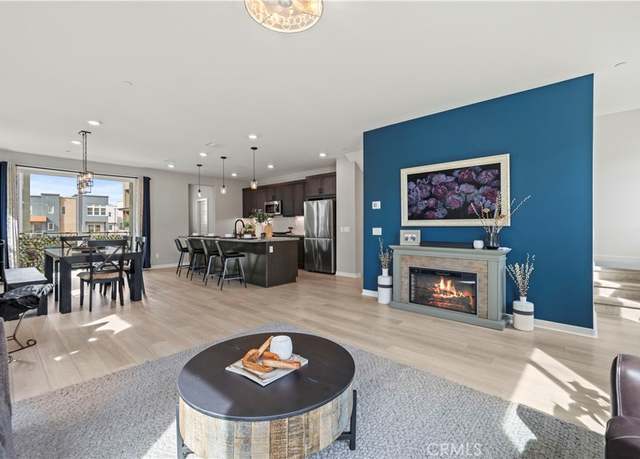 Property at 27046 Tanager Ln, Valencia, CA 91381, 3 beds, 3.5 baths