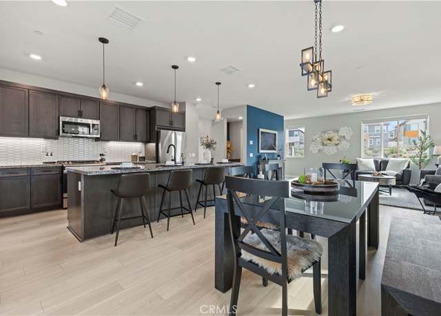 Property at 27046 Tanager Ln, Valencia, CA 91381, 3 beds, 3.5 baths