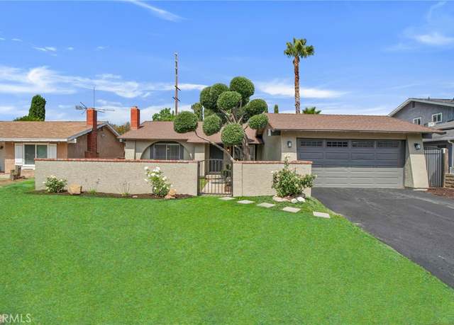 Property at 10555 Vassar Ave, Chatsworth, CA 91311, 4 beds, 2 baths