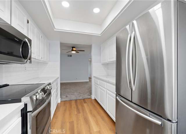 Property at 222 N Calle El Segundo #557, Palm Springs, CA 92262, 2 beds, 2 baths