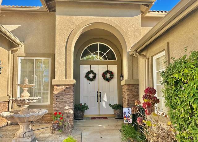 Property at 13441 Mesa Crest Dr, Yucaipa, CA 92399, 3 beds, 2.5 baths