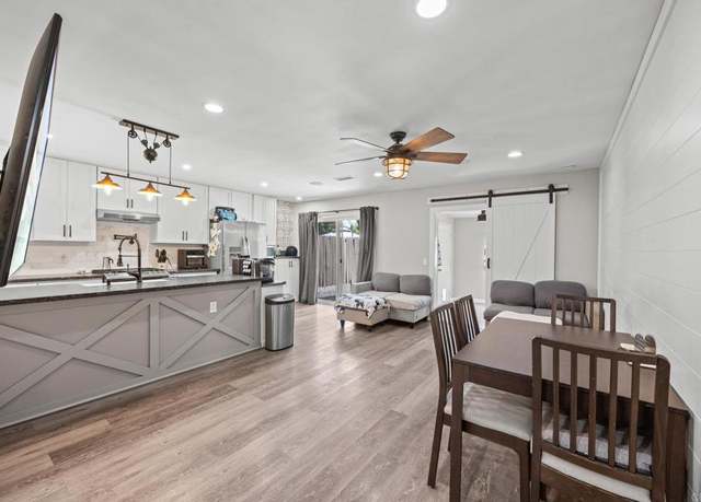 Property at 257 Holiday Way, Oceanside, CA 92057, 3 beds, 1 bath