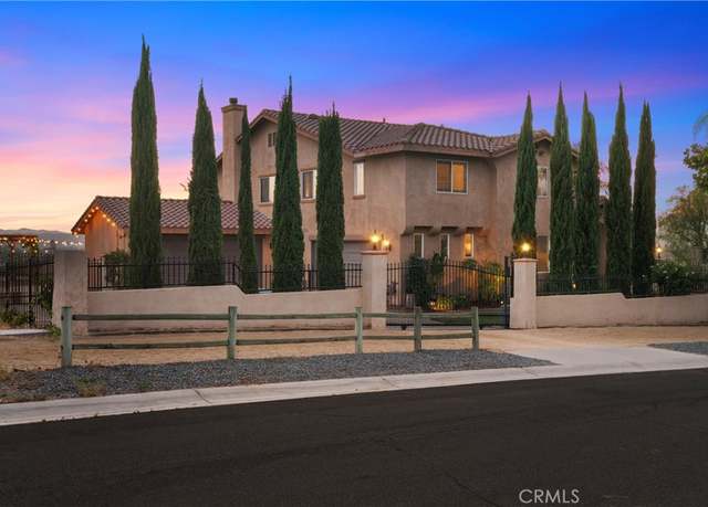Property at 1104 Thoroughbred Ln, Norco, CA 92860, 4 beds, 4.5 baths