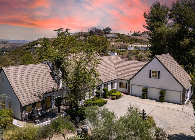 Property at 43275 Calle Capistrano, Temecula, CA 92590, 5 beds, 3.5 baths