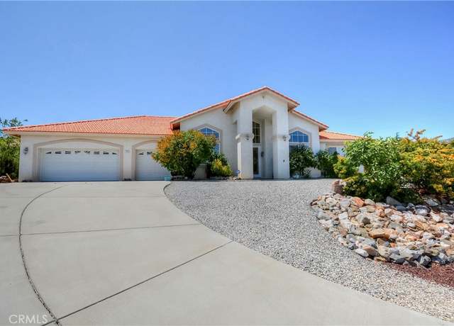 Property at 2805 Snow Line Dr, Pinon Hills, CA 92372, 3 beds, 2.5 baths