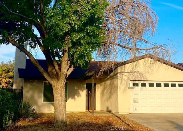 Property at 44504 Watford Ave, Lancaster, CA 93535, 3 beds, 2 baths