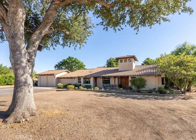 Property at 5745 Iron Gate Rd, Paso Robles, CA 93446, 3 beds, 2 baths