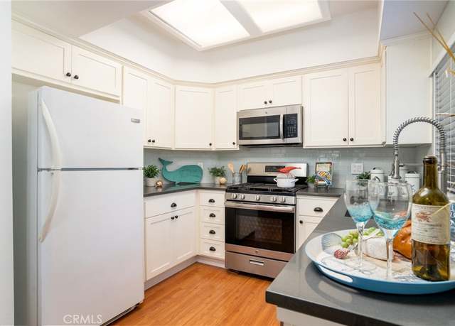 Property at 4752 Tiara Dr #103, Huntington Beach, CA 92649, 2 beds, 1.5 baths