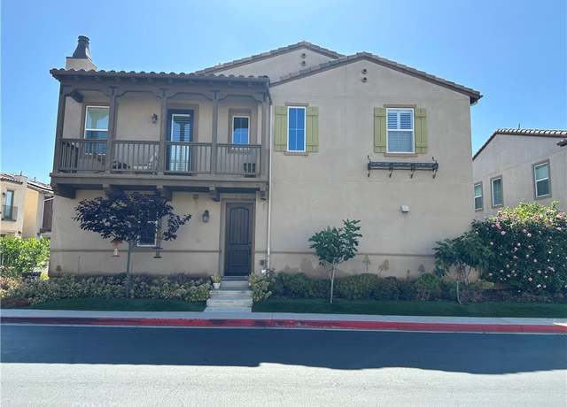 Property at 320 E Costera Ct, Placentia, CA 92870, 4 beds, 3 baths