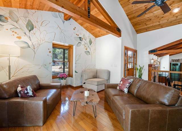 Property at 4576 Luneta Dr, Julian, CA 92036, 4 beds, 3.5 baths