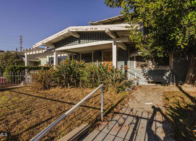 Property at 1921 20th St, Santa Monica, CA 90404, 4 beds, 4 baths