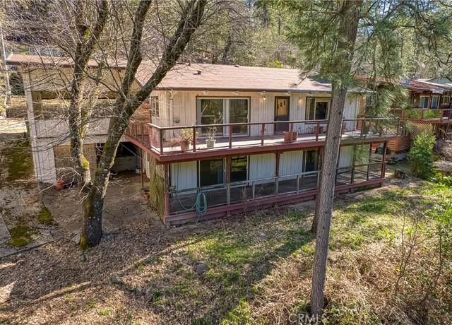 Property at 16345 Tee Rd, Cobb, CA 95426, 2 beds, 2.5 baths
