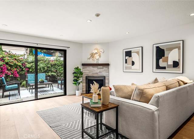 Property at 1832 Rockefeller Ln #4, Redondo Beach, CA 90278, 2 beds, 2.5 baths