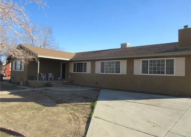 Property at 16271 Lime St, Hesperia, CA 92345, 4 beds, 2 baths