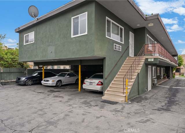 Property at 1001 E Acacia Ave, Glendale, CA 91205, 10 beds, 11 baths