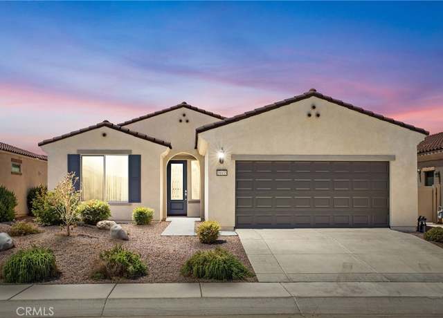 Property at 18935 Lariat St, Apple Valley, CA 92308, 2 beds, 2 baths