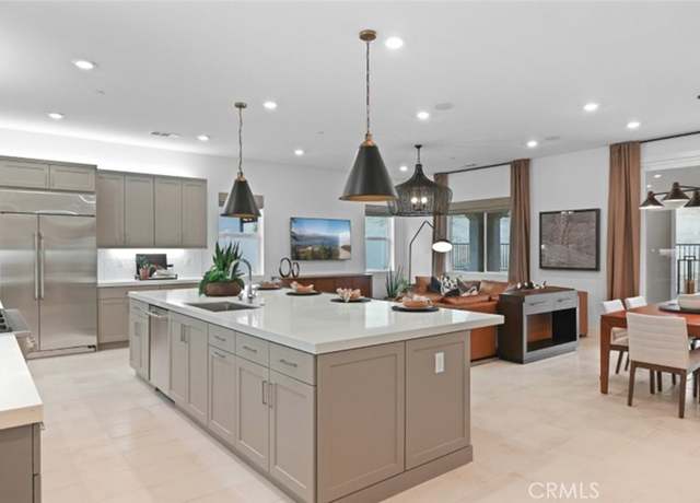 Property at 29654 Paseo Capilla, Valencia, CA 91354, 2 beds, 2.5 baths