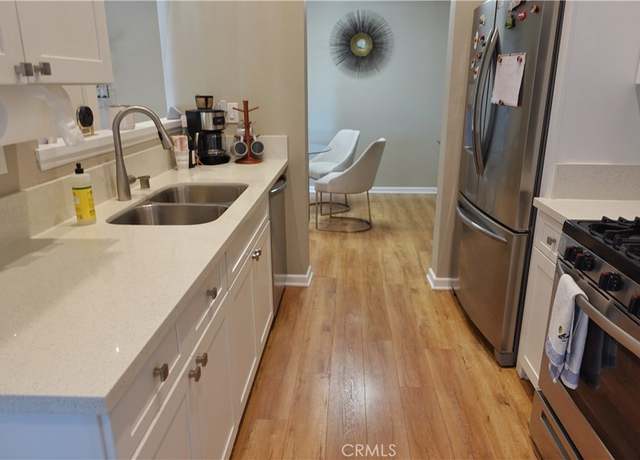 Property at 7322 Yellowtail Dr #205, Huntington Beach, CA 92648, 2 beds, 1.5 baths