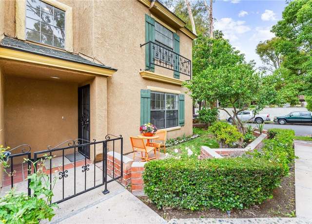 Property at 2514 Monte Carlo Dr, Santa Ana, CA 92706, 3 beds, 2.5 baths