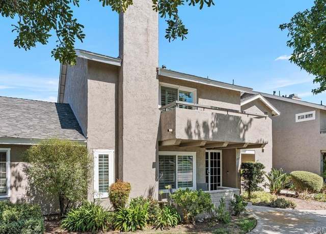 Property at 1977 Country Grove Ln, Encinitas, CA 92024, 3 beds, 2.5 baths