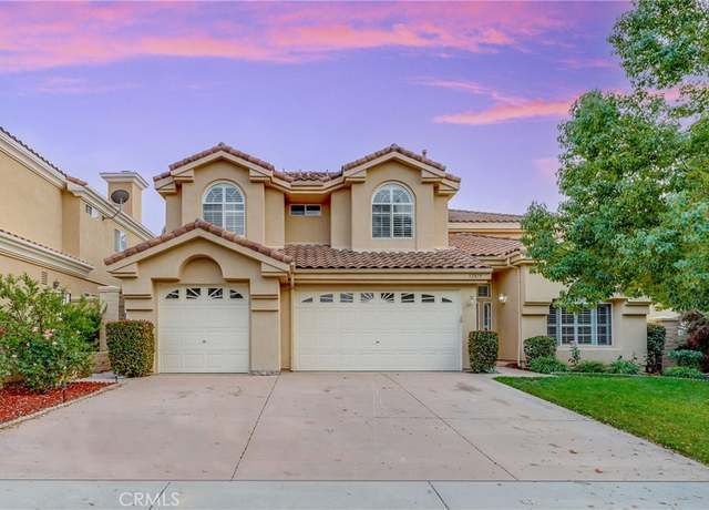 Property at 32879 Valentino Way, Temecula, CA 92592, 5 beds, 4.5 baths