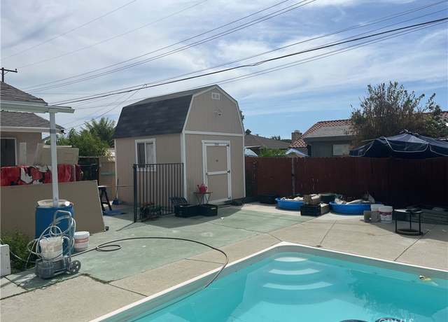 Property at 609 S Buena Vista St, Hemet, CA 92543, 2 beds, 1 bath