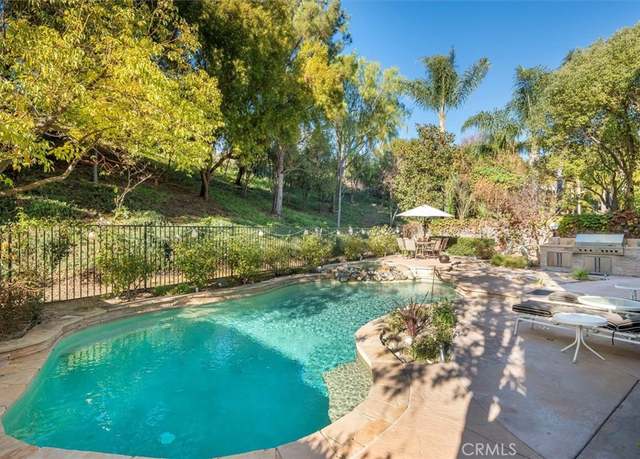 Property at 25415 Verne Ct, Stevenson Ranch, CA 91381, 5 beds, 3 baths
