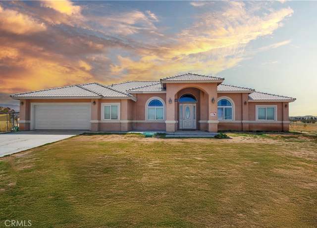 Property at 23073 Cielito Dr, Apple Valley, CA 92308, 4 beds, 4 baths