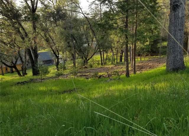 Property at 1 Oak Ln, Oakhurst, CA 93644