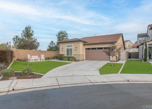 Property at 30912 Falling Star Pl, Murrieta, CA 92563, 4 beds, 2 baths
