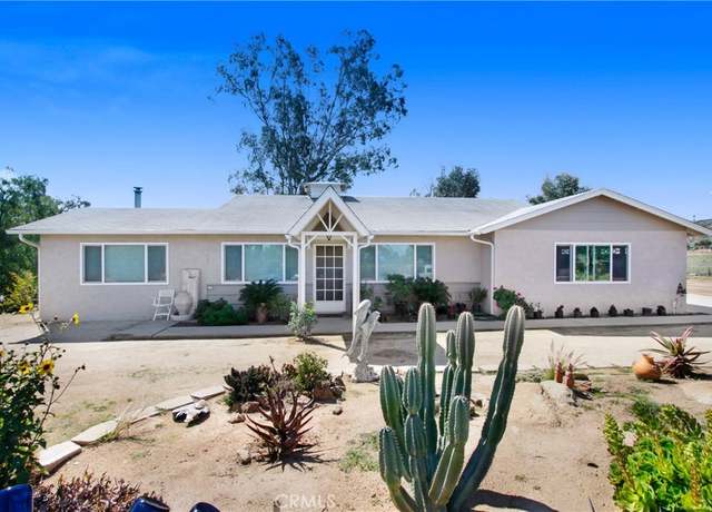 Property at 16661 Multiview Dr, Perris, CA 92570, 3 beds, 1.5 baths