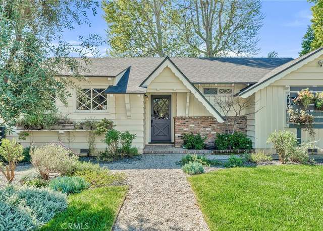 Property at 22934 oxnard St, Woodland Hills, CA 91367, 3 beds, 2 baths